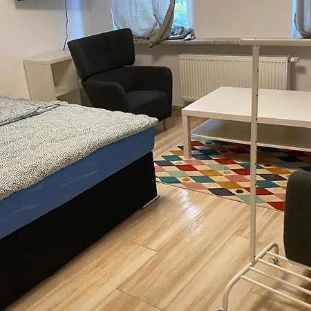 Family And Worker Friendly Spacious Db7 *
